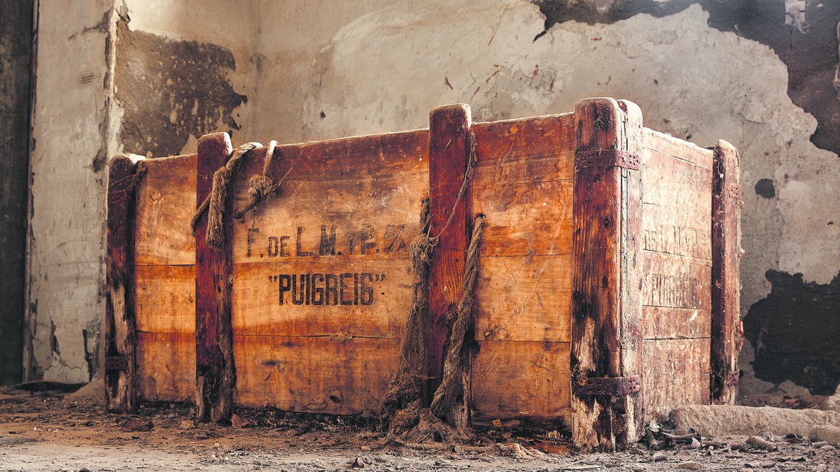 La caixa embalatge de la colònia tèxtil