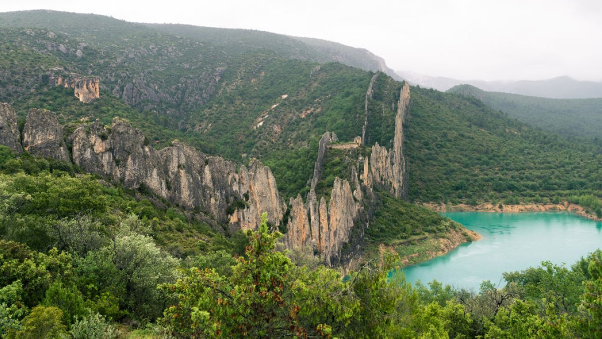 Finestres rep una allau de turistes cada cap de setmana. - LA MAGIA DE HUESCA