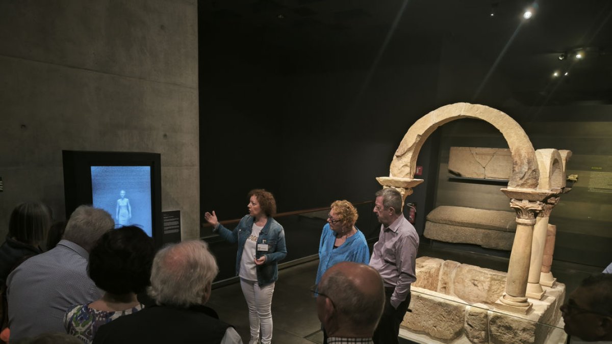 Visita guiada la noche del sábado en el Museu de Lleida. - XARXA DE MUSEUS DE LES TERRES DE LLEIDA I ARAN
