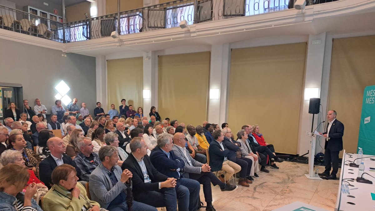 L’acte de Junts es va celebrar a la sala Alfred Perenya. - SCD