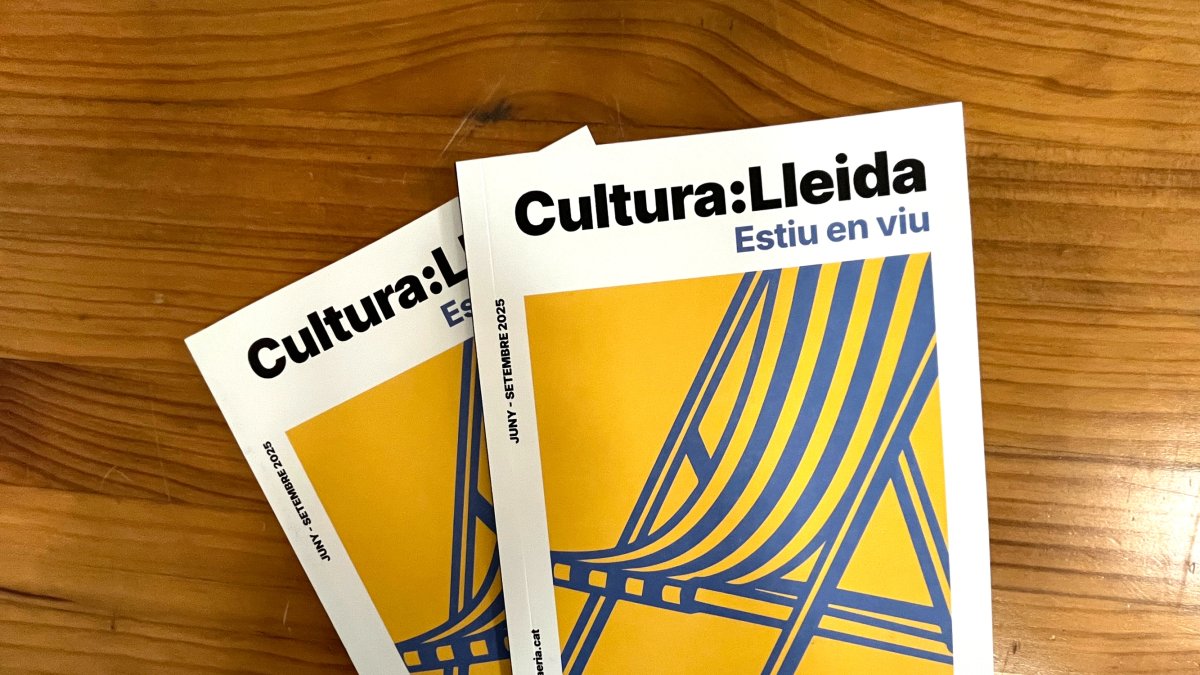 Dos ejemplares del programa