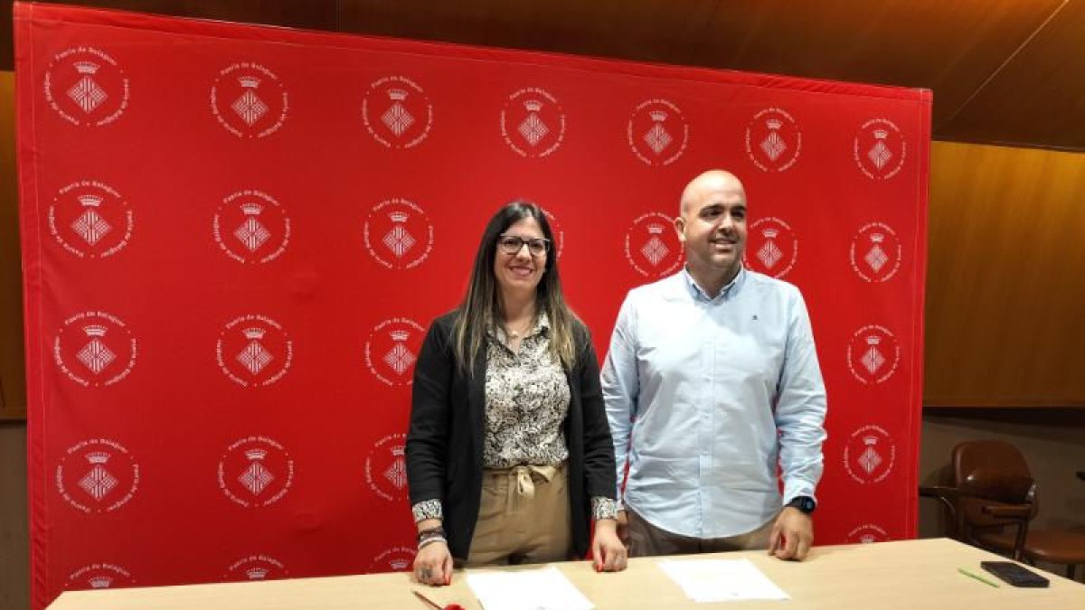La alcaldesa, Lorena González y el edil de Urbanismo, Guifré Ricart. - E. FARNELL