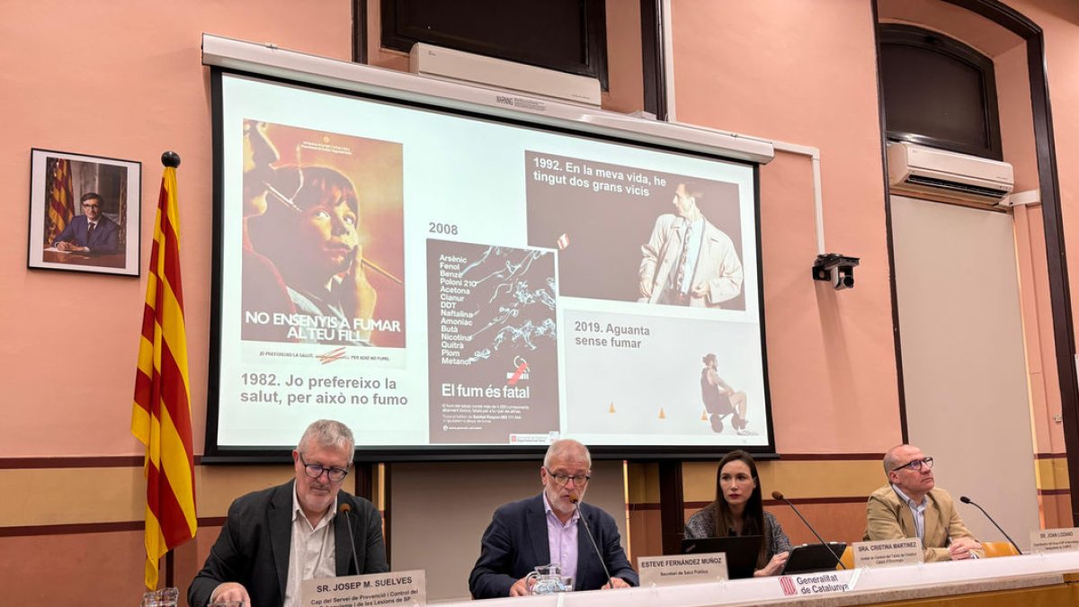 Presentació ahir dels resultats de l’enquesta i la campanya de prevenció de Salut. - SALUT