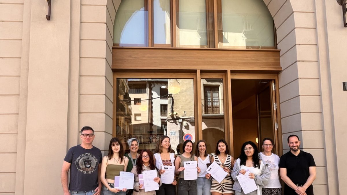 Los galardonados por el Col·legi d’Arquitectes de Catalunya por sus trabajos de investigación. - COM360