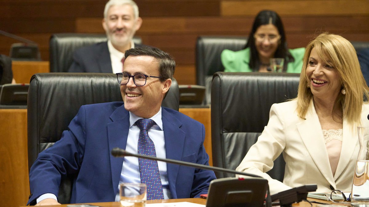 Miguel Ángel Gallardo en l’estrena com a diputat autonòmic. - ANDRÉS RODRÍGUEZ / EUROPA PRESS