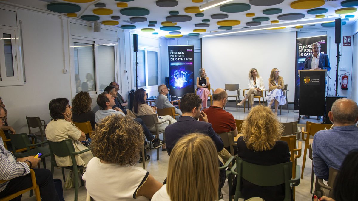 Un momento de la clausura del congreso de ferias en Agramunt. - LAIA PEDRÓS
