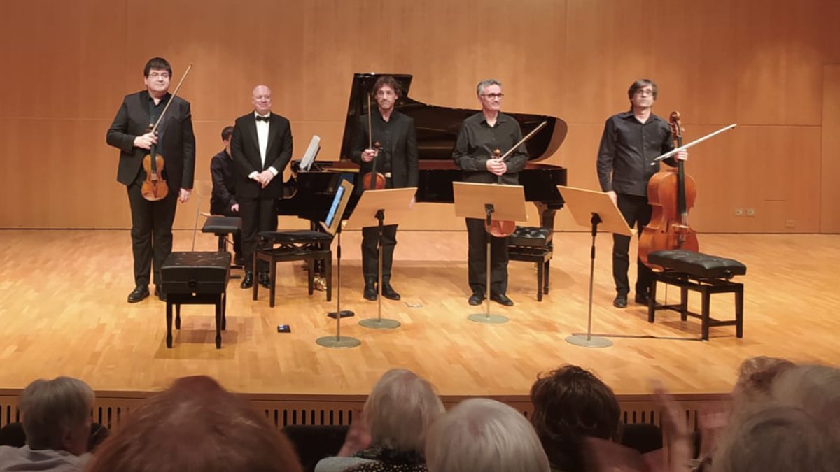 Albert Guinovart i el Quartet Teixidor, en el concert de dijous passat a l’Auditori de Lleida.