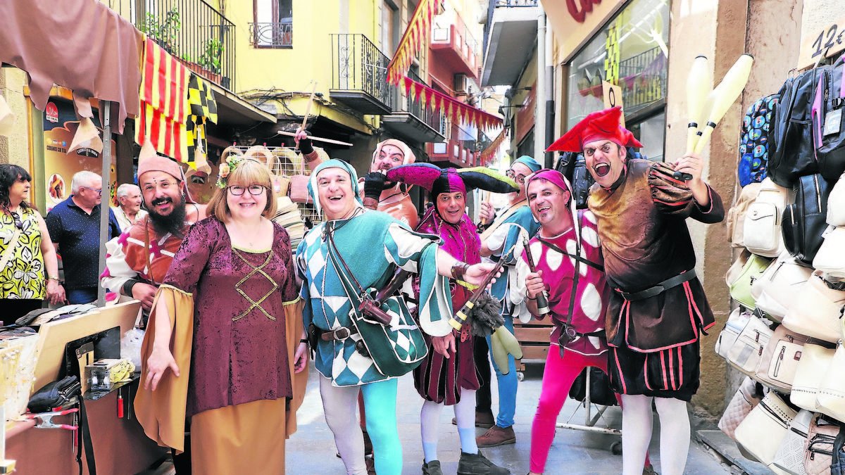 Espectacles itinerants van recórrer el Centre Històric. - MAGDALENA ALTISENT
