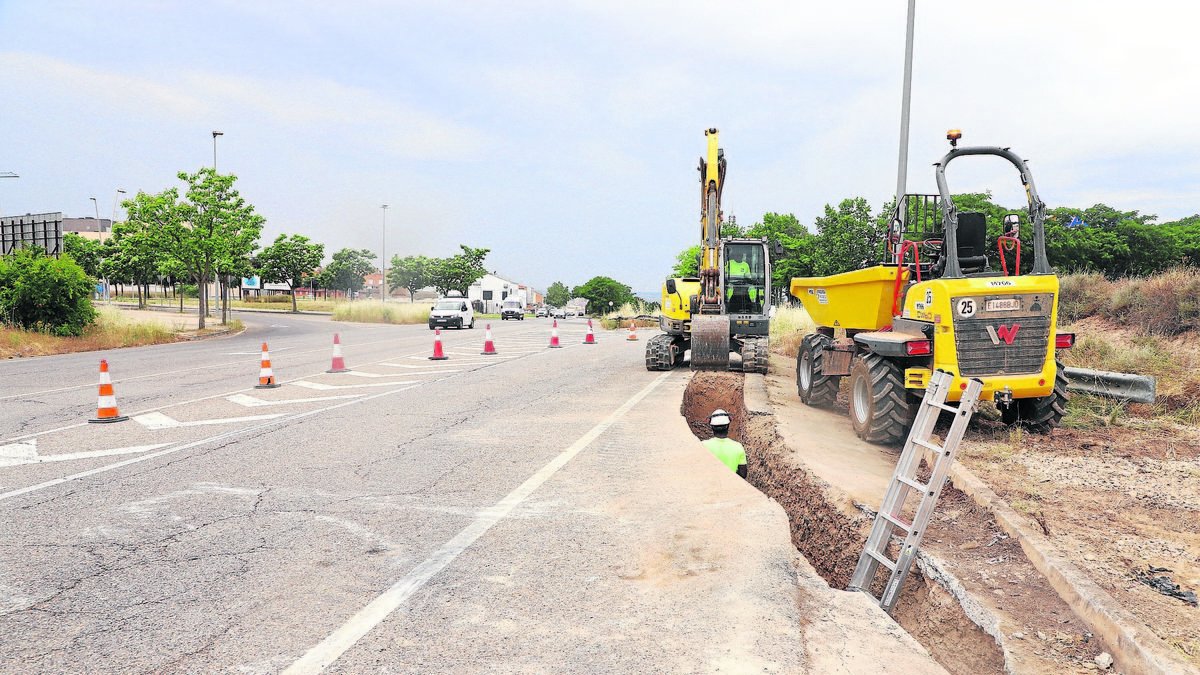 Restringeixen l’accés als Frares per obres en una línia elèctrica - MAGDALENA ALTISENT