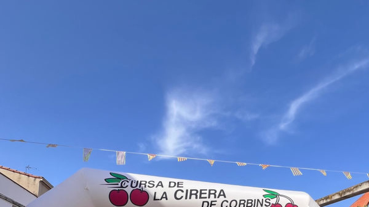 Rècord de participació a la Cursa de la Cirera de Corbins - ITER 5