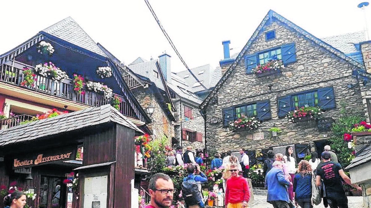 Bagergue, en Naut Aran, que se trape en grop de ‘los pueblos más bonitos’.