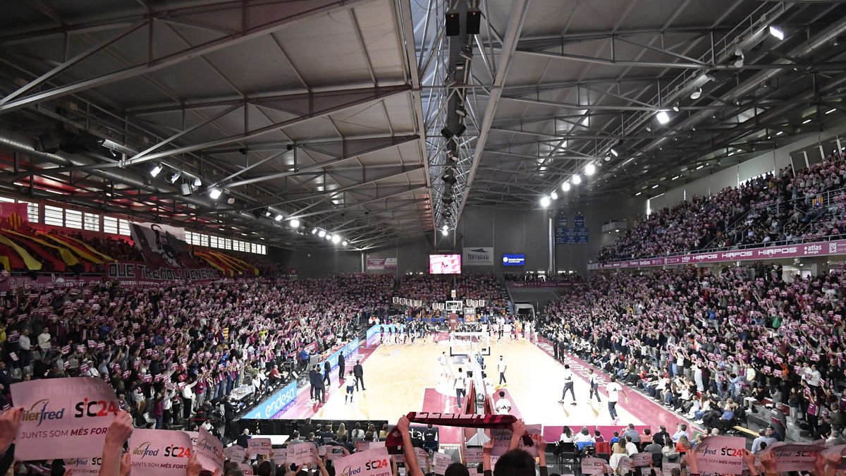 A falta d’un dia per acabar el termini, més de 3.000 abonats han renovat el carnet.