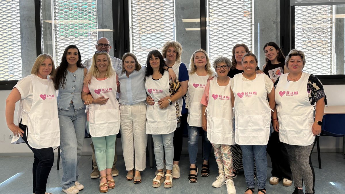 El equipo que asiste y acompaña a personas mayores en el marco del programa De la Mà de Balaguer. - PAERIA DE BALAGUR