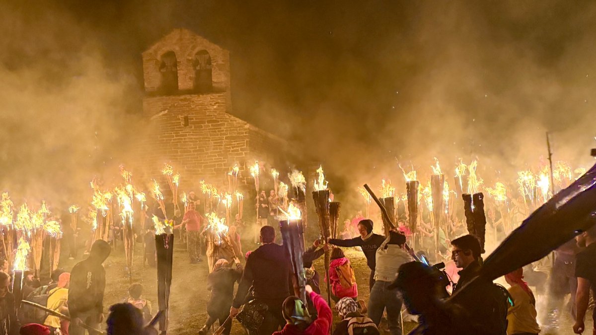 Falles 2025: Durro enciende el rito del fuego