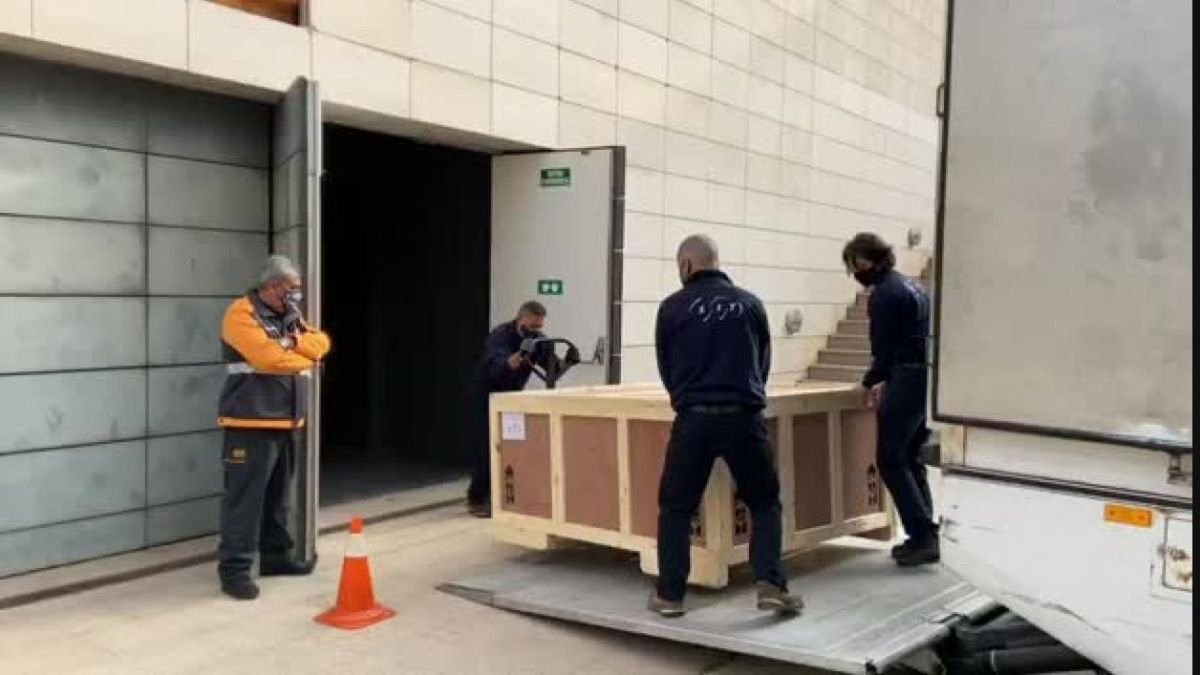 Imagen del traslado de una remesa de obras de arte de Lleida a Barbastro en 2021. - SEGRE