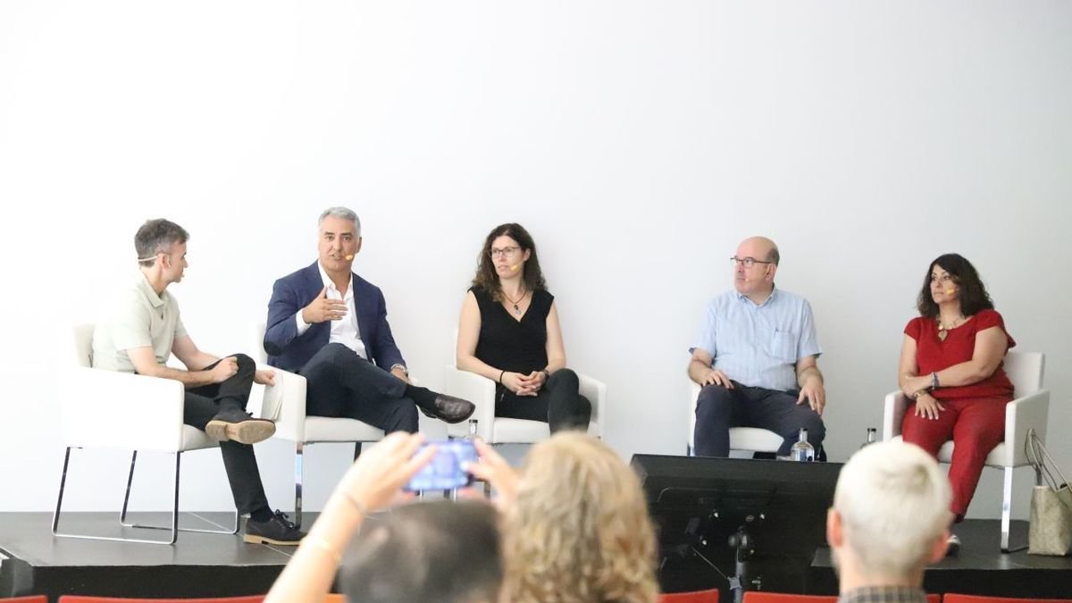 Jornada per analitzar i impulsar els Certificats d’Estalvi Energètic - MAGDALENA ALTISENT