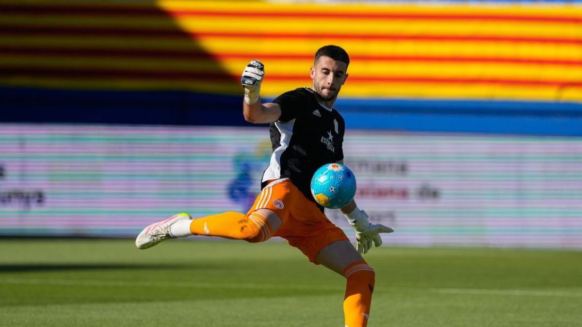 El Barça aún no ha presentado a Joan Garcia. - EFE