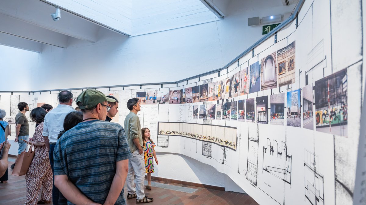 L'exposició 'La poesia tot just ha començat. 50 anys de la Miró'.