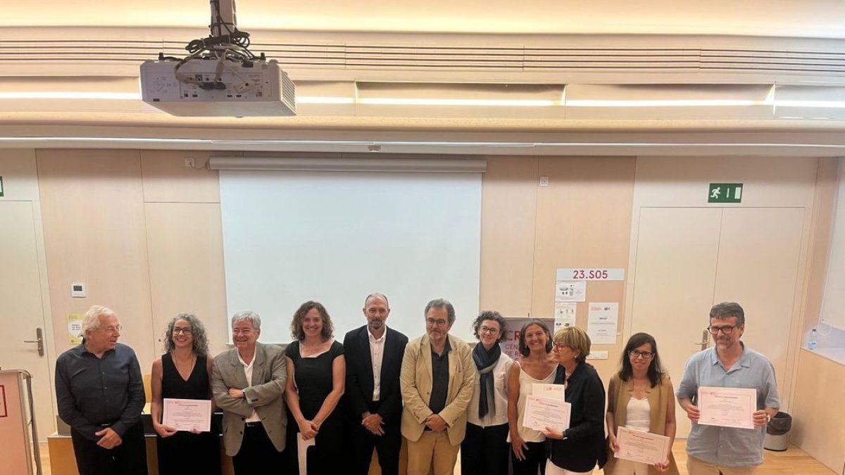 El grup de professionals de la salut que va rebre el premi a la innovació a la Universitat Pompeu Fabra.