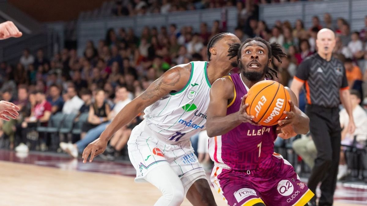 La continuidad de James Batemon era una prioridad. - JAVI ENJUANES