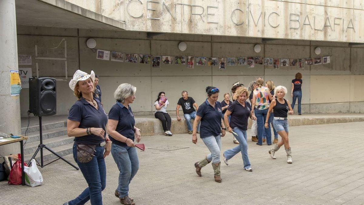 Balàfia celebra asamblea , actividades culturales y cena de socios - JORDI ECHEVARRIA