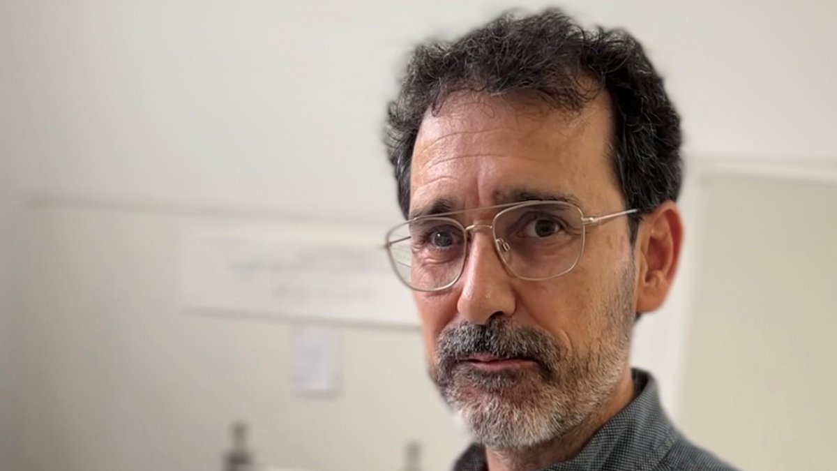 Albert Velasco.