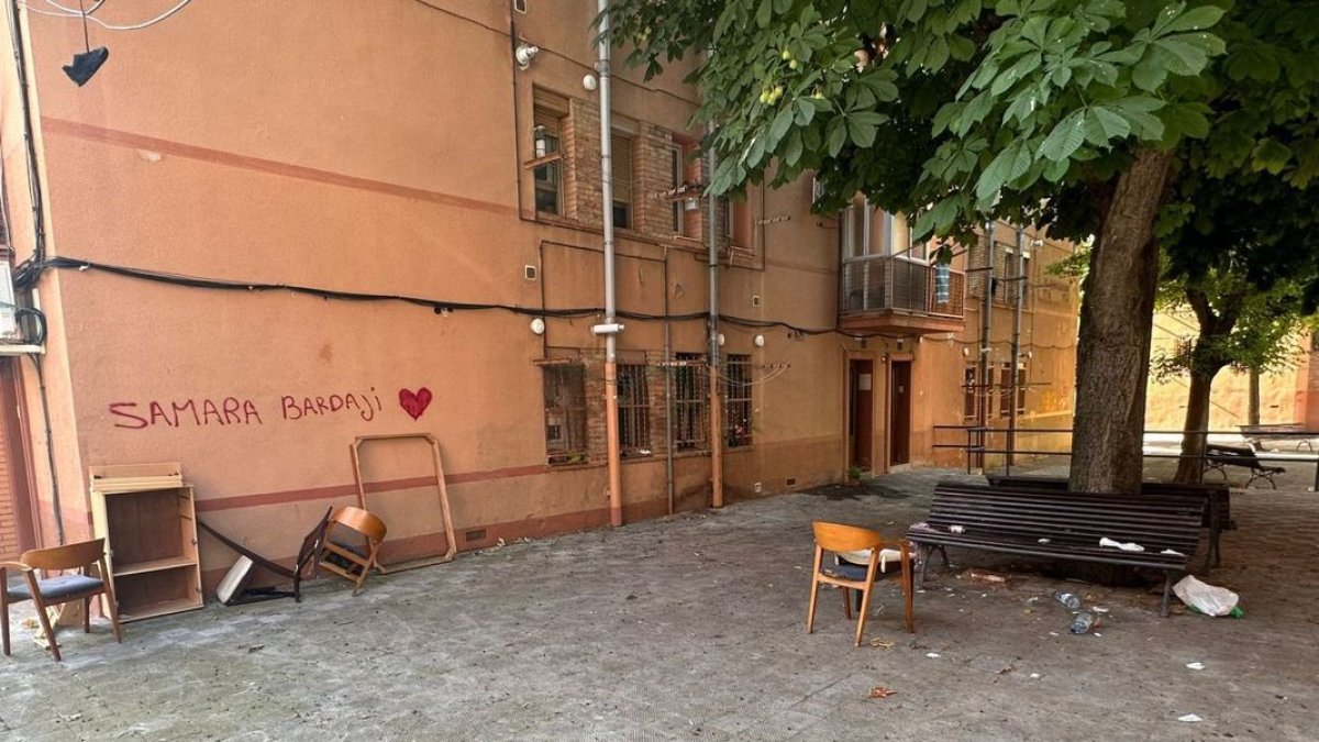 Mobles i residus als carrers de Balàfia. - PP LLEIDA