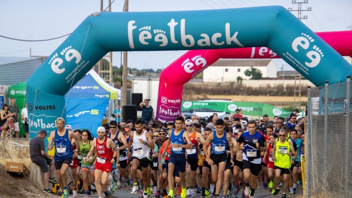 Un momento de la salida de la carrera que se celebró en Bell-lloc. - ANIOL MORAL