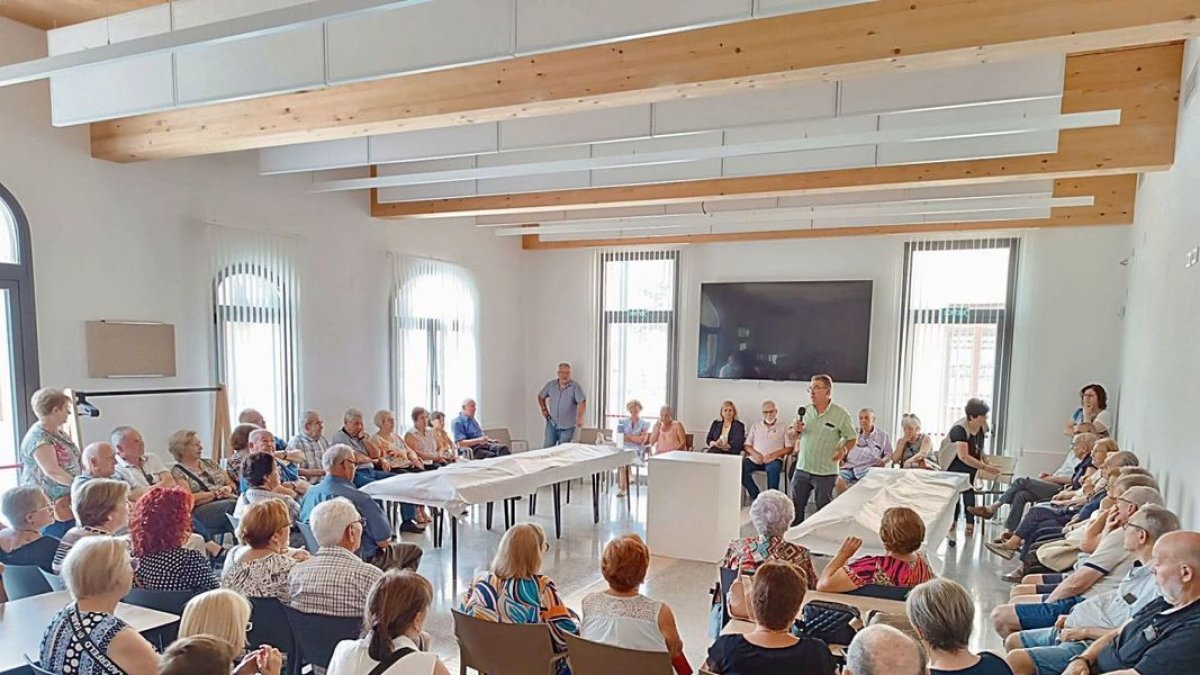 Renovación de la junta en la nueva sede de la ‘llar de jubilats’. - AJUNTAMENT DE TÉRMENS