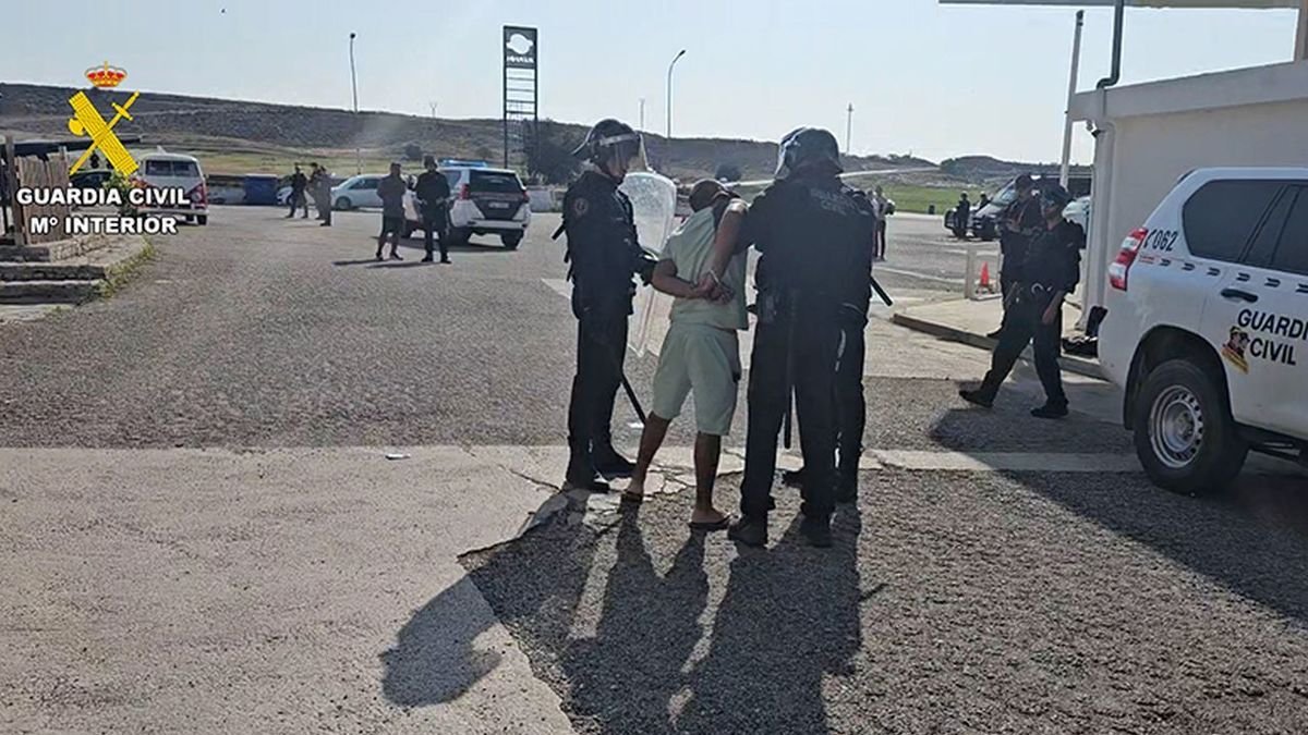 La Guàrdia Civil va practicar dos arrestos en l’operació Sonsacan. - GUÀRDIA CIVIL