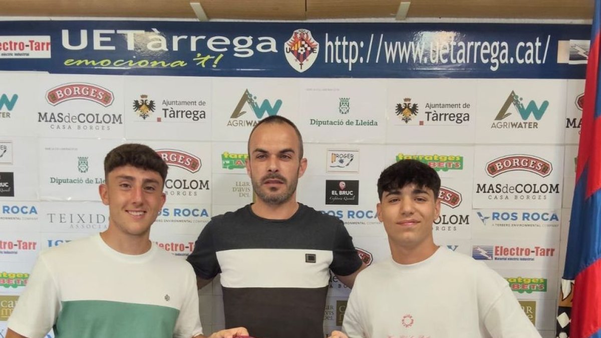 Franc Selva y Bernat Oliver, junto a el entrenador Edgar Molina.