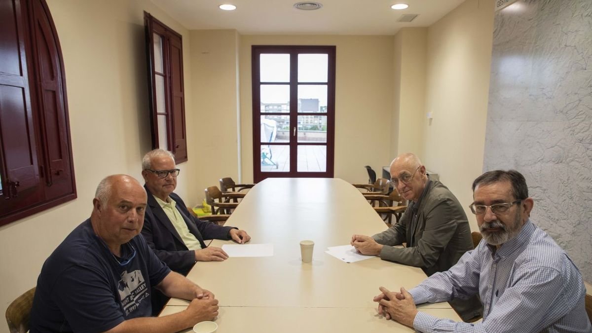 El director de la ARC, con el presidente del consell de la Segarra. - CARMINA MARSIÑACH