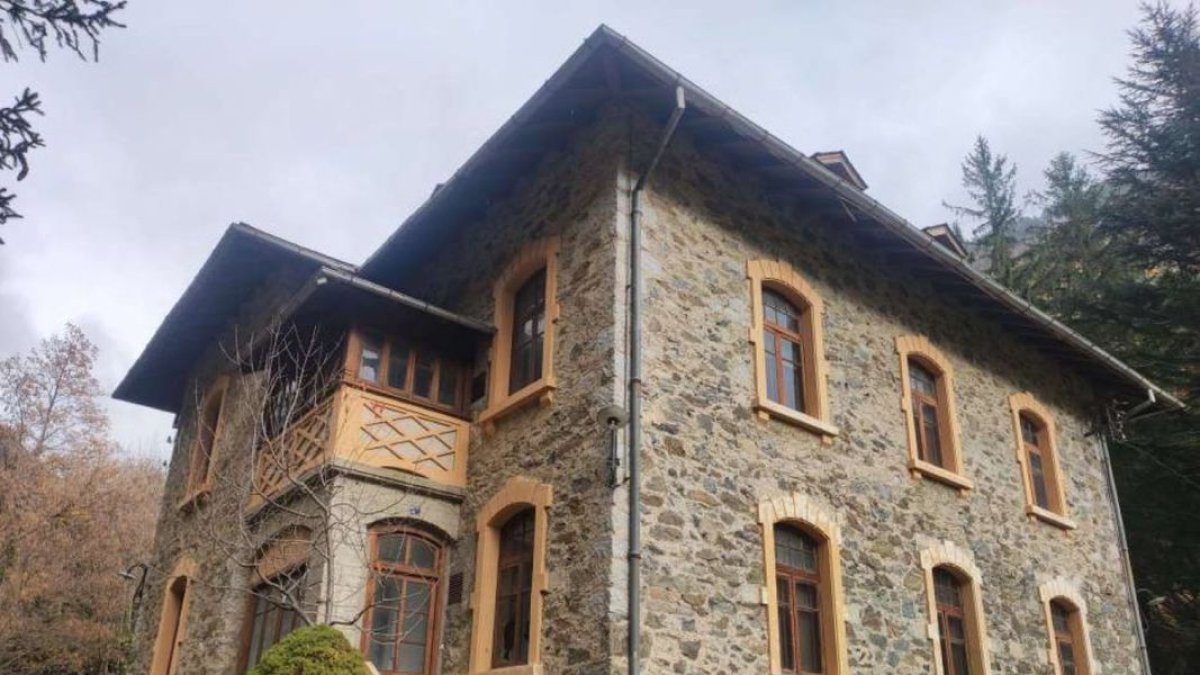 Vista de la Casa Matter, de propiedad municipal. - AJUNTAMENT DE LA TORRE DE CAPDELLA