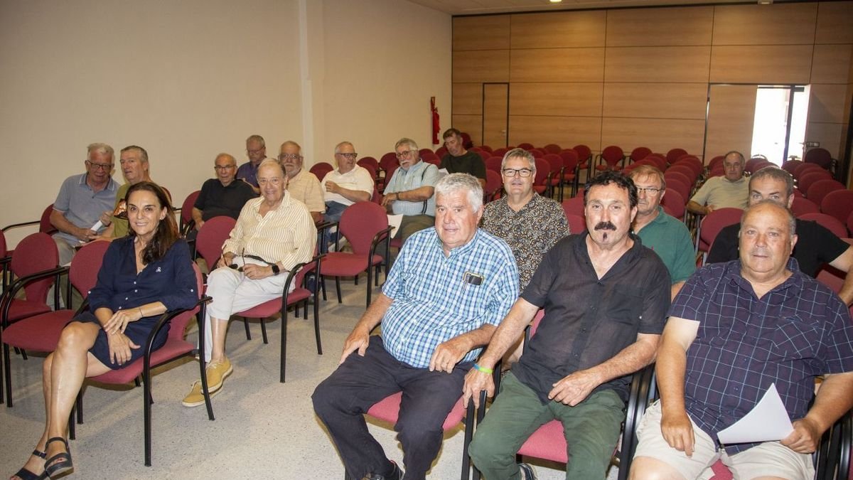 L’assemblea dels regants del Segarra-Garrigues es va celebrar ahir a Tàrrega. - LAIA PEDRÓS