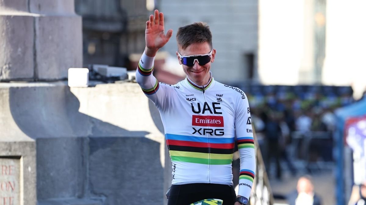 Tadej Pogacar, durante la presentación del Tour que arranca hoy. - EFE