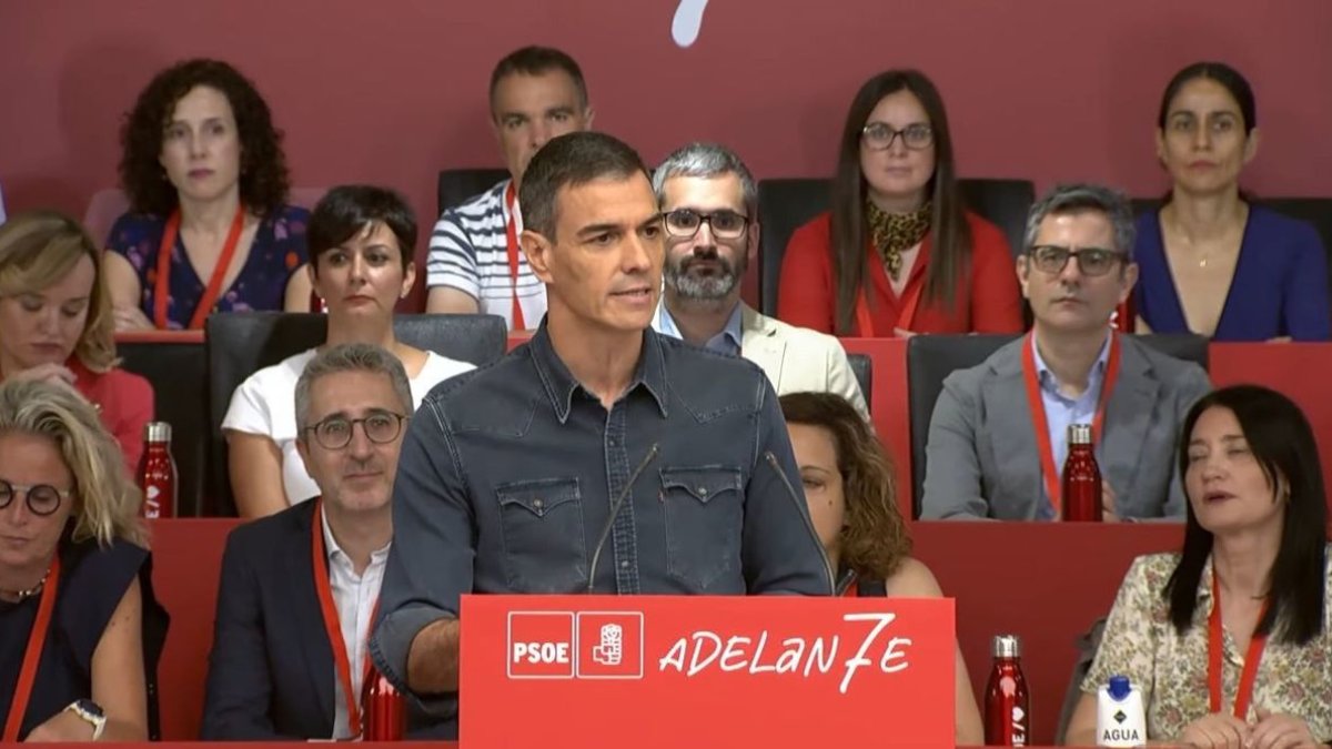 El secretario general del PSOE, Pedro Sánchez, en el Comité Federal de la formación en Madrid. - EUROPA PRESS