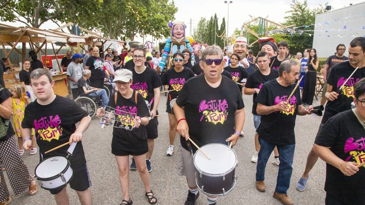 Batukada con L’Estel de Balaguer junto a la Nona, la Verreta y Lo Groguet. - LAIA PEDRÓS