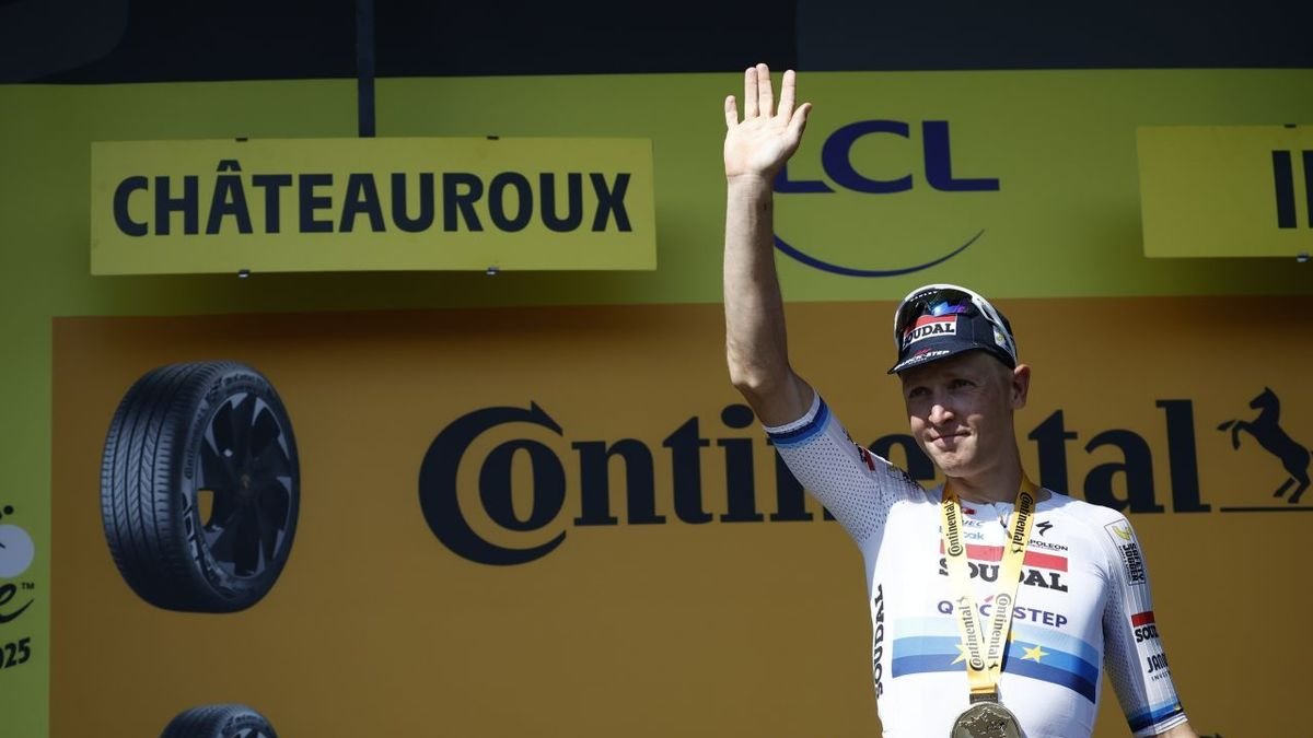 El belga Tim Merlier va celebrar ahir la seua segona victòria al Tour. - EFE