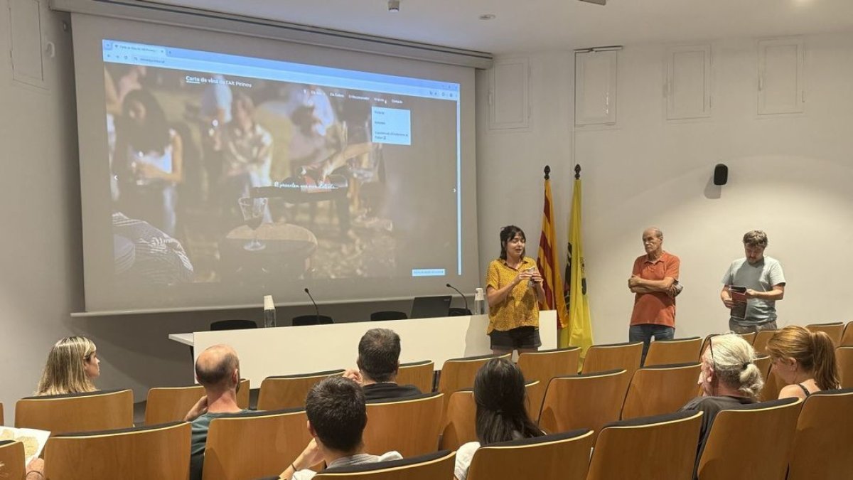Tremp va acollir ahir la presentació de la guia. - ACN