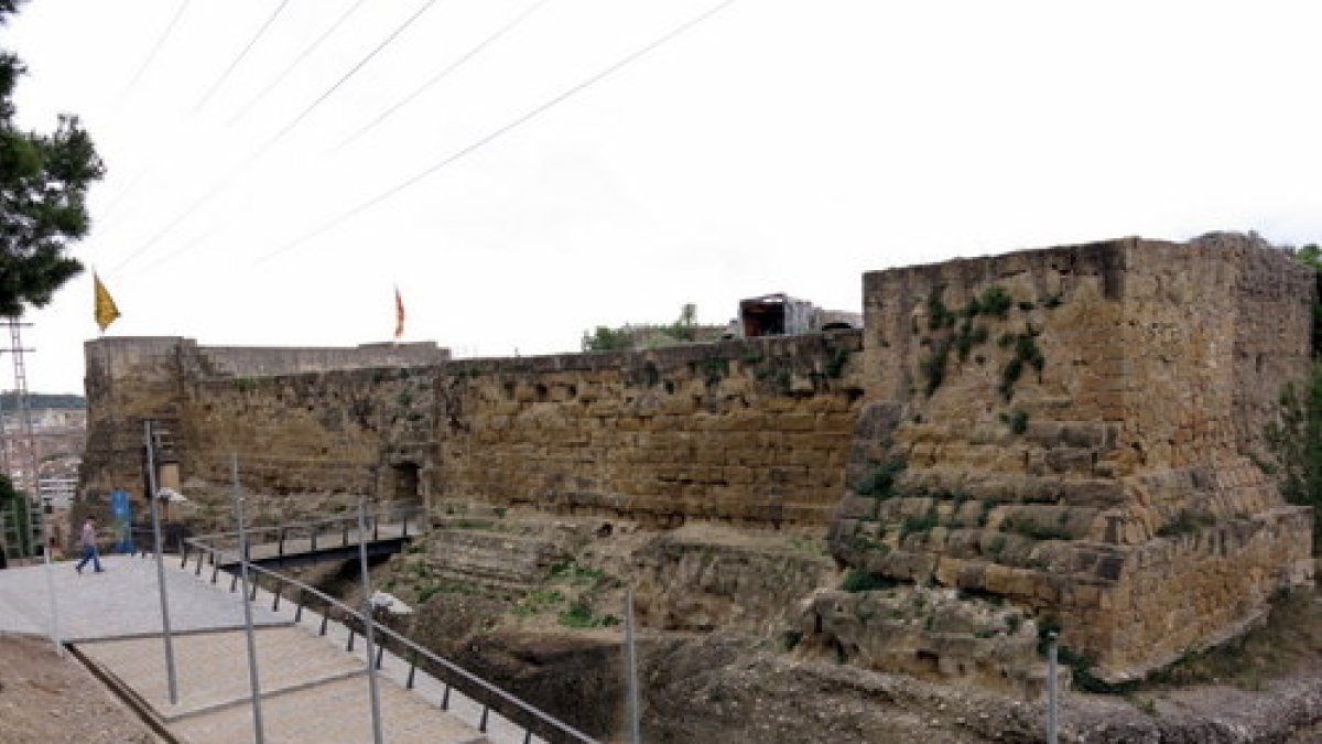 Fachada norte del Castell Formós.