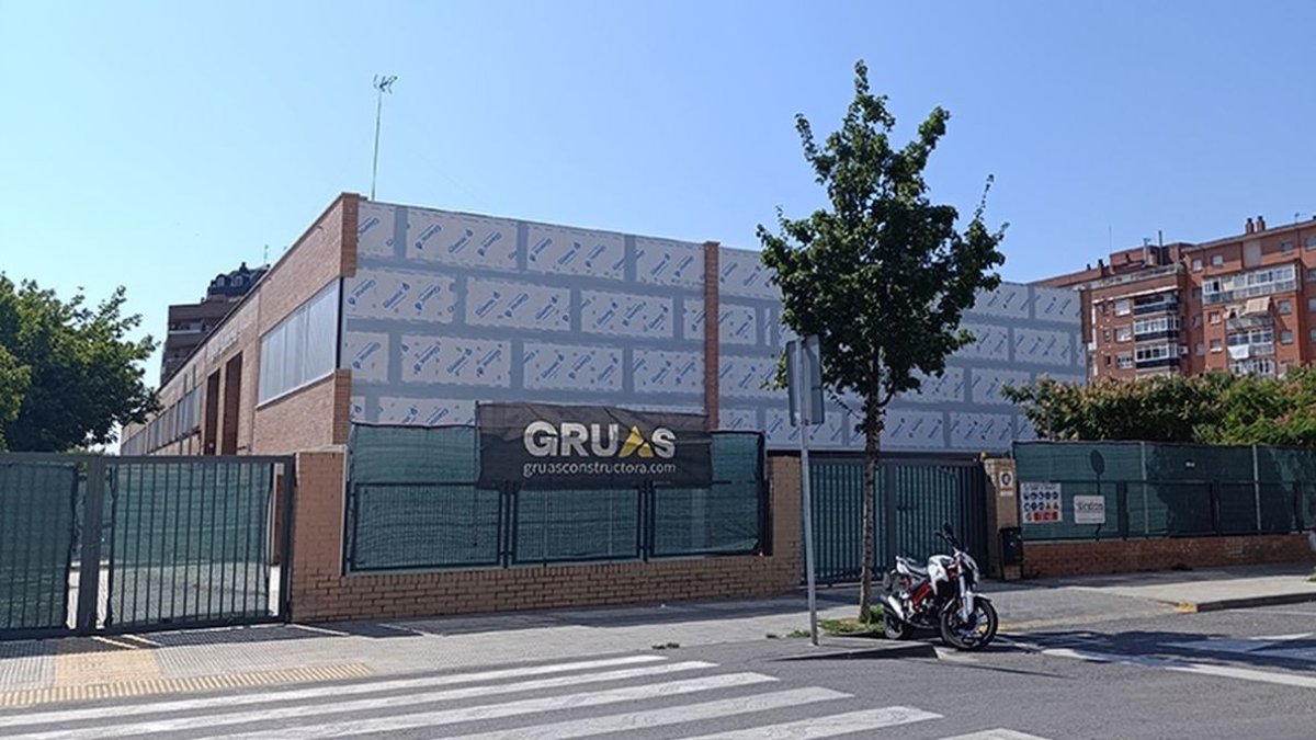 L’edifici de la primera fase de l’ampliació està acabat. - S.E.