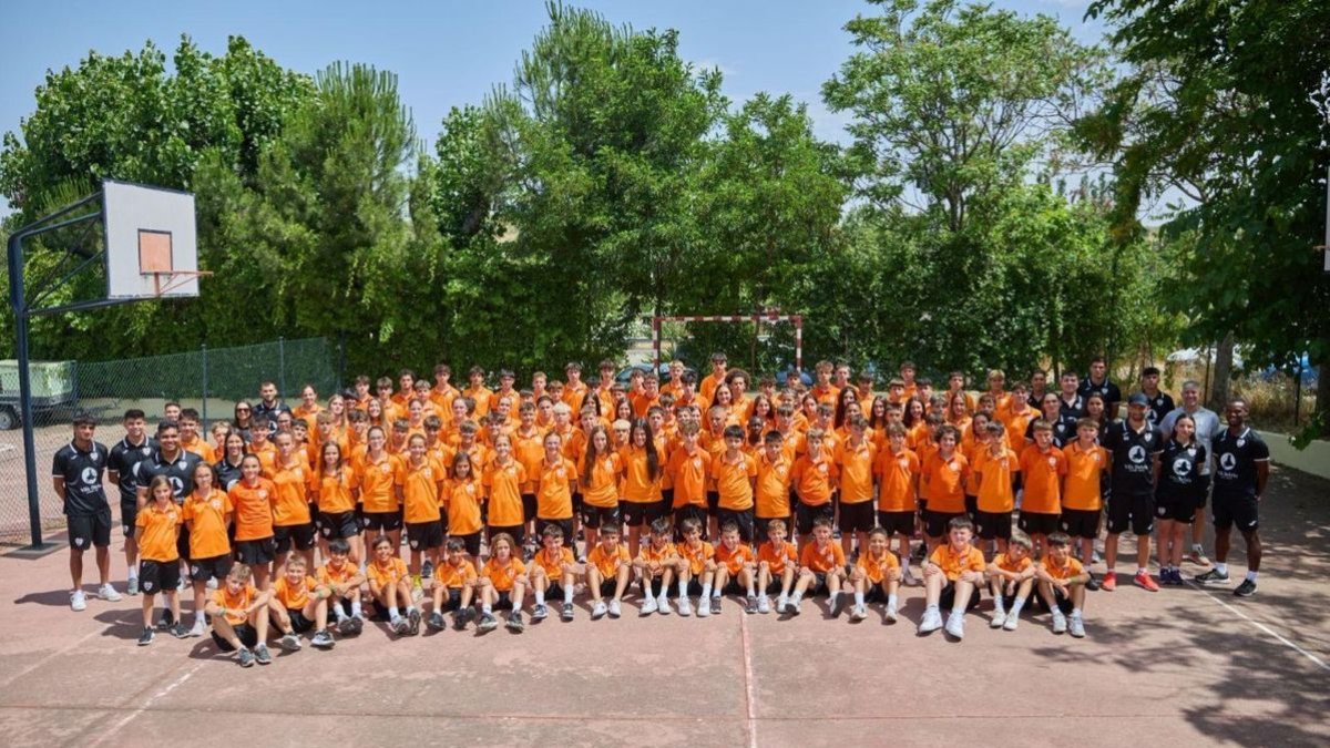 Éxito en los torneos formativos de verano de los equipos de la academia leridana LSA - LSA