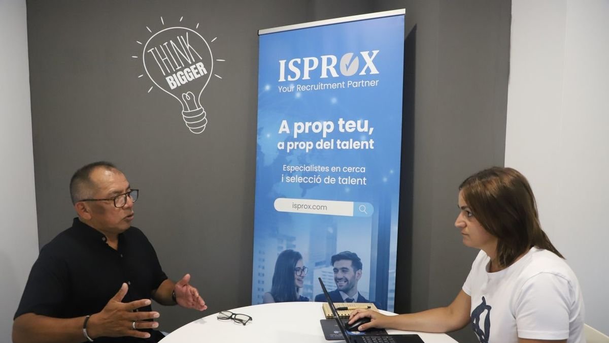 Isprox va celebrar ahir la seua tercera edició d’assessorament a aturats de més de 55 anys. - MAGDALENA ALTISENT
