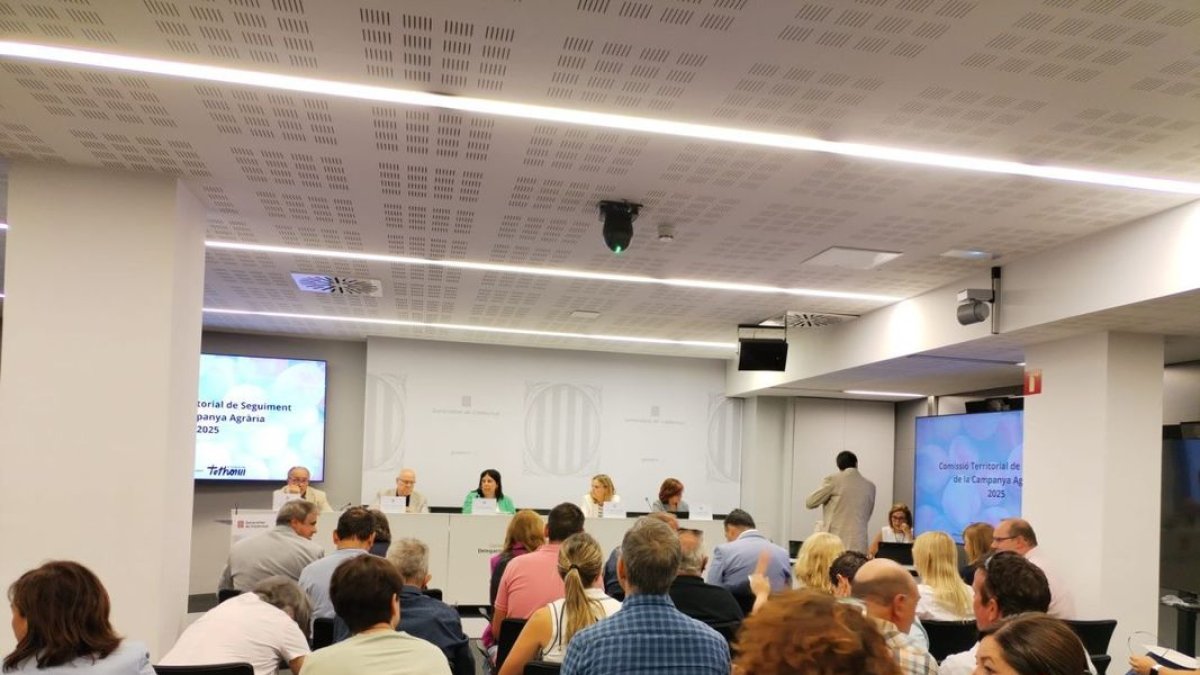 Un momento de la reunión de seguimiento de la campaña agraria celebrada ayer.