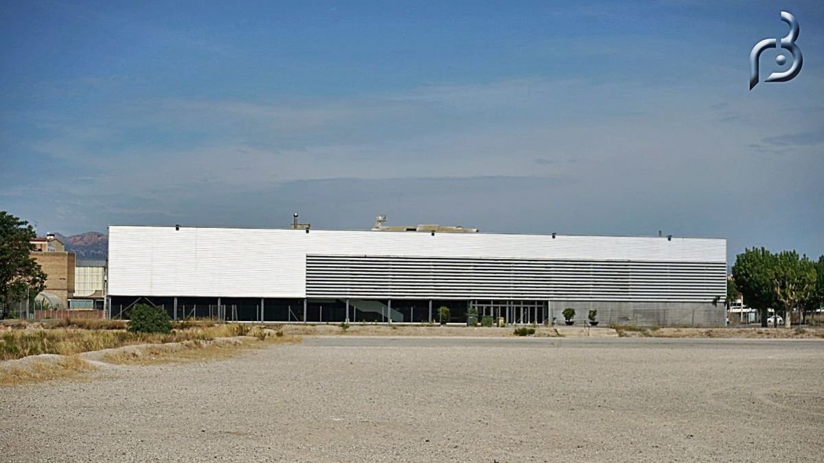 Imagen del actual pabellón de Inpacsa de Balaguer. ; Array