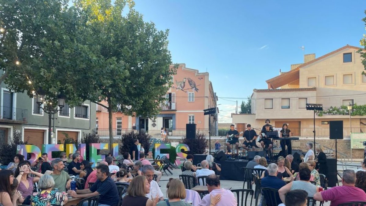 L’Artapa de Penelles va tenir una extraordinària acollida. - VISIT PENELLES