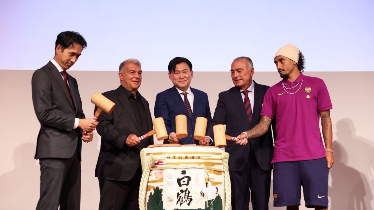 Primer acto en Japón. - FCB