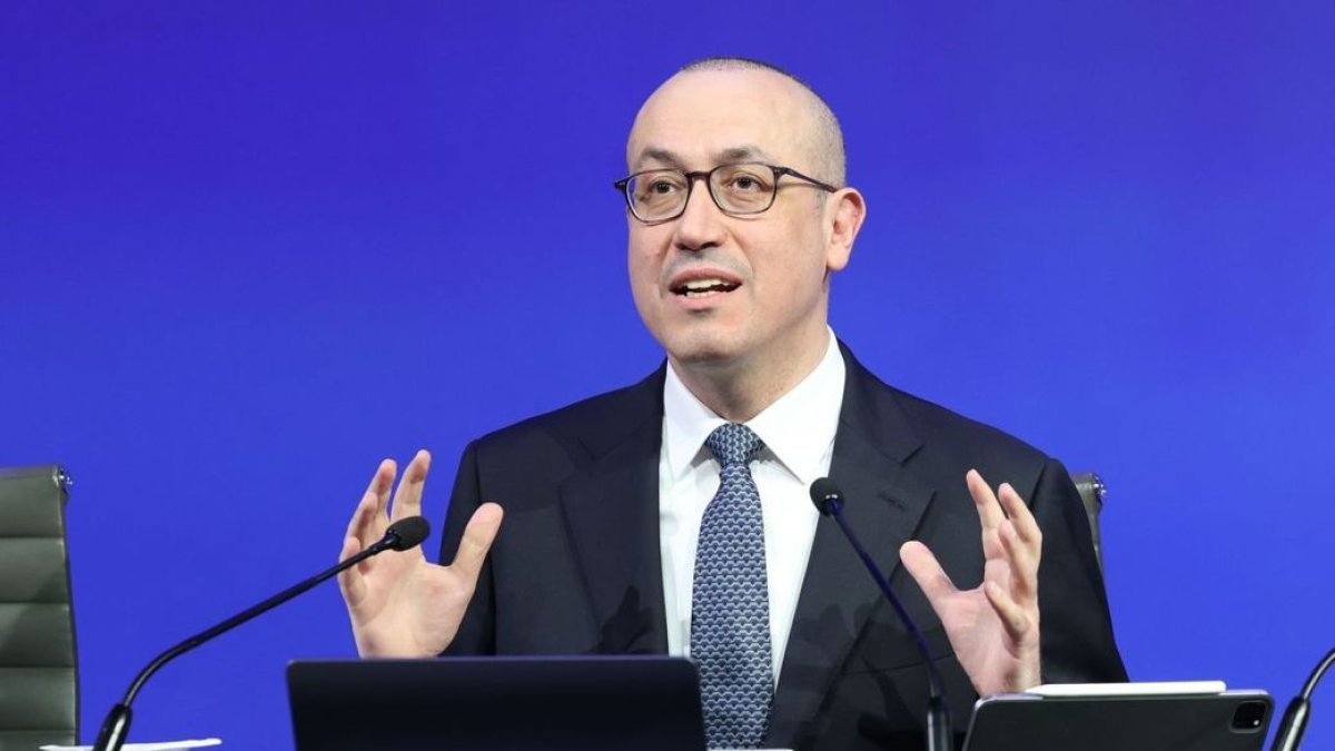 Onur Genç, conseller delegat de BBVA, presentant resultats. - BBVA