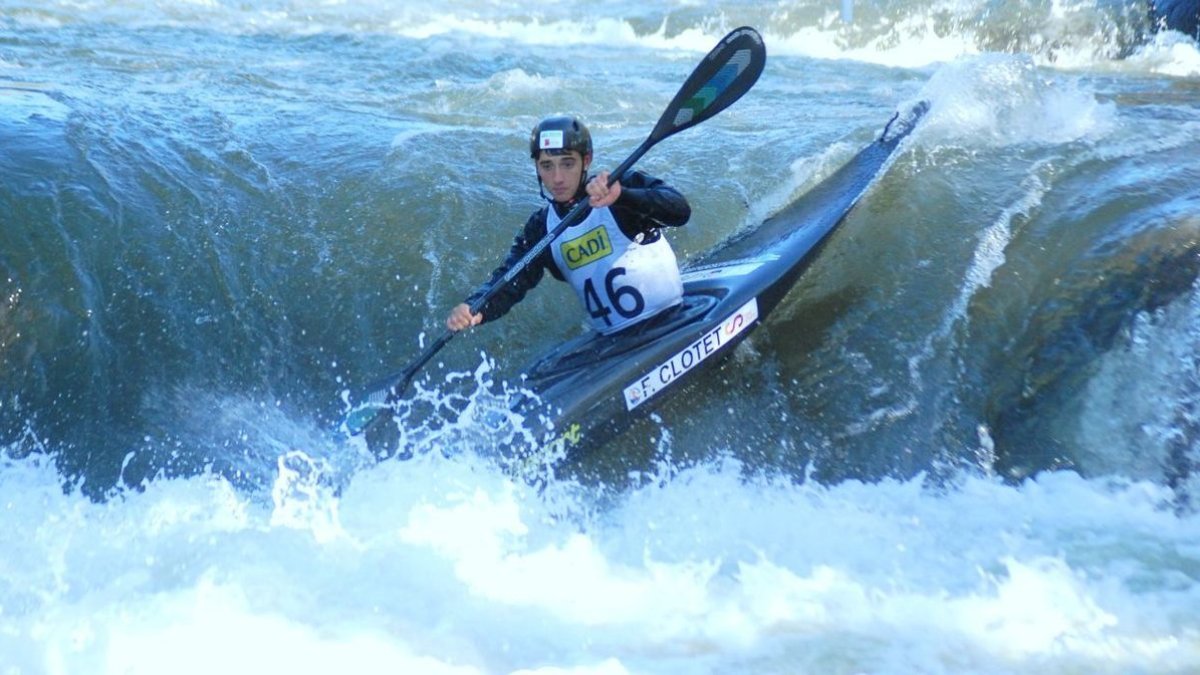 Faust Clotet no pudo recibir ayer la medalla de oro al cancelarse la ceremonia por una tormenta. - NORBERT AGUILERA