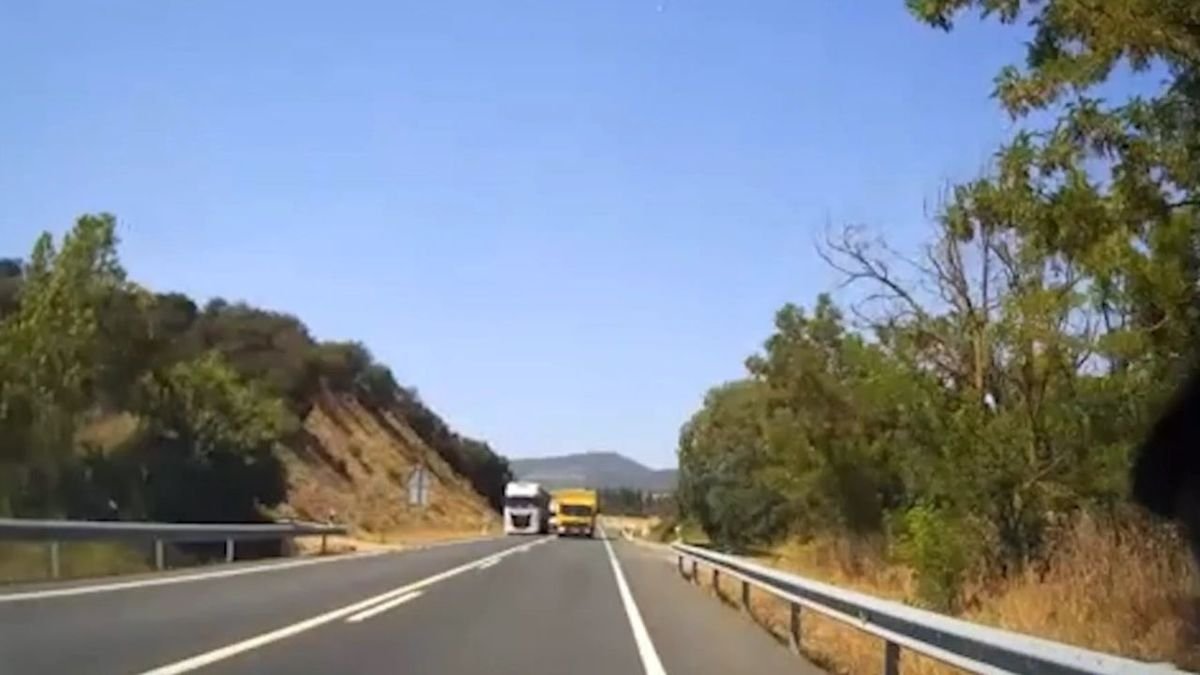 Momento de la infracción, que fue grabada. - GUARDIA CIVIL